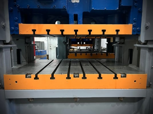 150 Ton, Minster #P2, 6" stroke, 23" Shut Height, 54" x40" bed, 45-90 SPM, cush in bed, (2 available) - Image 7