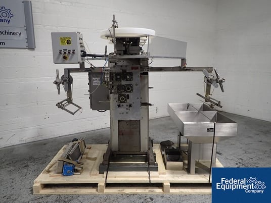 Wrap-Ade #UPH8-12, veritcal dose packer, 12" wide seal area, dual vibrating feeders, Stainless Steel hoppers - Image 3