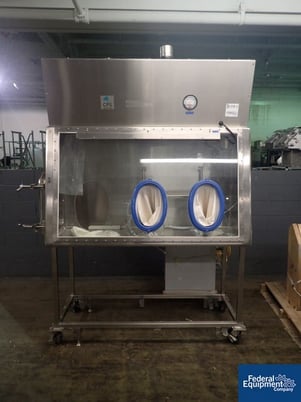 CPS Isolator, 316L Stainless Steel, 66" W x 24" D x 37" H chamber, single sided, 3 glove ports, 16" x 21" - Image 2