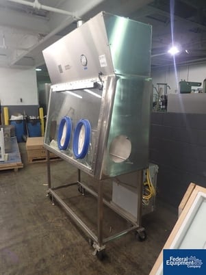 CPS Isolator, 316L Stainless Steel, 66" W x 24" D x 37" H chamber, single sided, 3 glove ports, 16" x 21" - Image 4