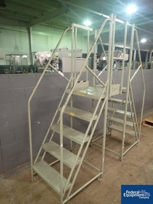 Over Conveyor Ladder, 46" high clearance, 24" wide steps, #3172-21 - Image 3
