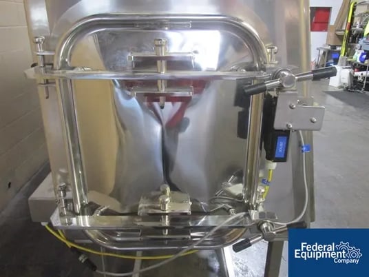 Carlisle Life Sciences Isolator, 316L Stainless Steel, 166" over all length, 112" long wash section, 48" dry - Image 6