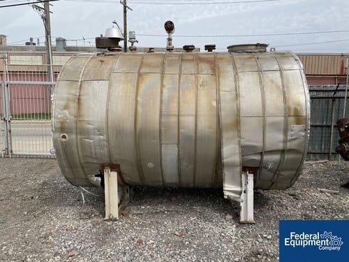 3000 gallon Horizontal storage tank, Stainless Steel construction, 7' diameter x 10' straight side, dished - Image 1