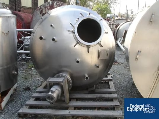 650 gallon Vessel Craft, 316 Stainless Steel reactor, 50/50 psi, jacketed, 6' diameter x 30" straight side - Image 1