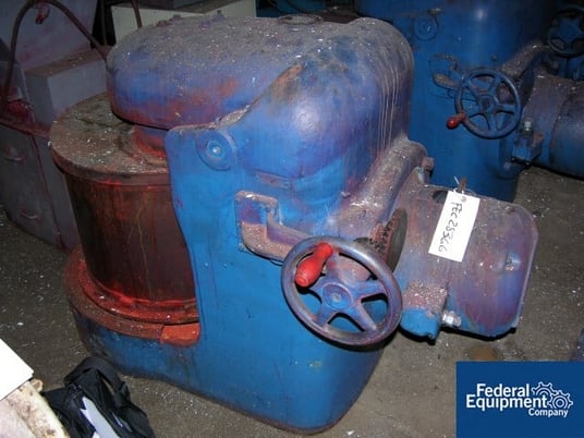 J.H. Day, pony mixer, 40 gallon, Carbon Steel, 26" dia.x 18" deep mixing can, 5 HP, 220/440 V. motor, hand - Image 2