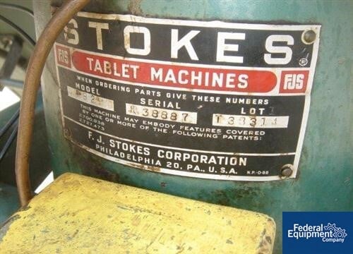 2.5 Ton, Stokes #BB2, rotary tablet press, 27 station, double sided, 5/8" max.tablet diameter, 11/16" depth - Image 4