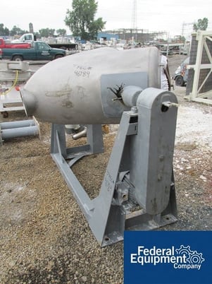 10 cu.ft. Patterson, Stainless Steel blender, 70#/cu.ft.max, standard perf.covers, main dr./break, liquid - Image 3