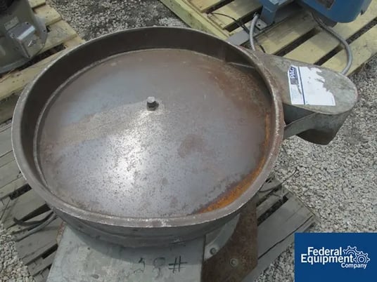 24" Midwestern #ME24L4-4-4, Carbon Steel circular screen, on base, .5 HP, 230/460 V. motor, As Is, #49613 - Image 3