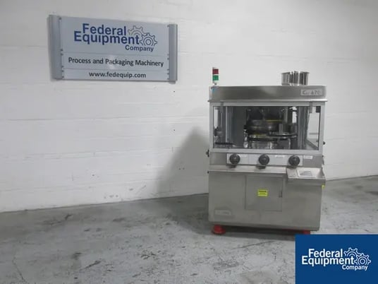 6.5 Ton, Cadmach #CSI670, tablet press, 61 station, #2748-8 - Image 1