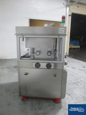 6.5 Ton, Cadmach #CSI670, tablet press, 61 station, #2748-8 - Image 6