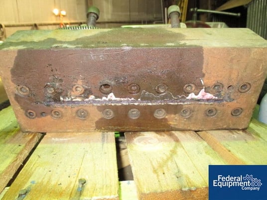 10" Ribbon slot die, fed from 1.5" heated feed throat, 8.5" diameter feed side, #12843-4 - Image 2