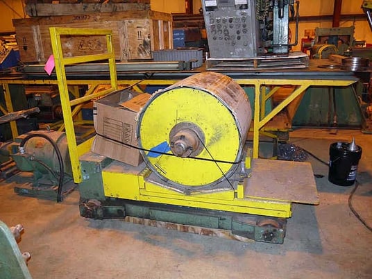 10000 lb. Stamco Recoiler, double support w/drop-in drums, 32" dia. x 30" face drums, air expansion/collapse - Image 5