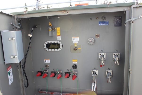 500 KVA 12470 Delta Primary, 208Y/120 Secondary, Cooper, padmount transformer (7 available) - Image 2