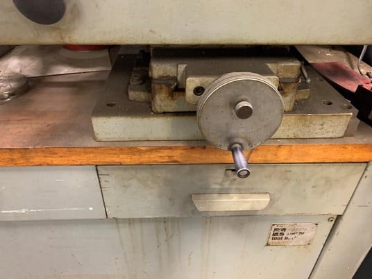 Hansvedt #SM-150B, ram type Electrical Discharge Machine, 30 amp, 9" x15" table, Dielectric oil supply, 1982 - Image 4