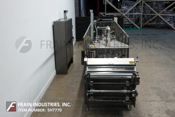Bartelt #010XL, automatic, horizontal, servo driven, intermittent motion zipper pouch forming machine, 12-100 - Image 4