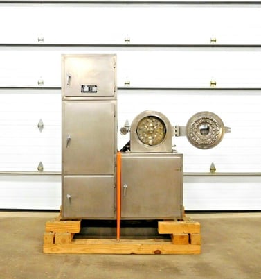 Jiangyin Baoli #JB-30-B, grinder/crusher/dust collector, 5" x 6" opening, 10mm feeding size, 3800 RPM - Image 1