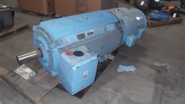300 HP 1200 RPM Siemens, Frame S449LS, TEAOBB, 460 Volts, New Surplus - Image 2