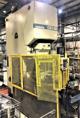 165 Ton, Komatsu #OBS-150-5, 9.8" stroke, 17.7" Shut Height, air clutch, 49" x30" bed, 27-55 SPM, 1997 - Image 2