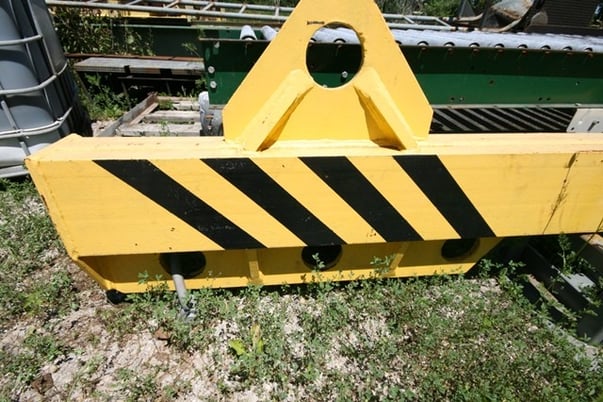 Spreader Bar, 164" length, Other 3 Top Hook Points 56-1/2 Center, 7" x 10" box dimensions, 32" height - Image 4