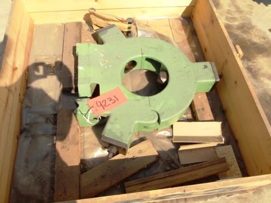 8-3/4" Steady Rest, Roller Type, 13-1/2 base dimensions, 8-3/4" diameter, 12" base to centerline - Image 5
