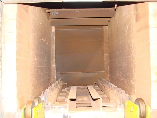 30" width x 24" H x 42" L Surface Combustion, gas fired, roller-rails, vertical door, excellent, 1400F - Image 3