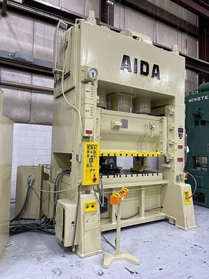 200 Ton, Aida #PDA-20M, 72.8" x39.3" bed, 5.9" stroke, 17.7" Shut Height, 48-120 SPM, 30" window, 1993 - Image 1