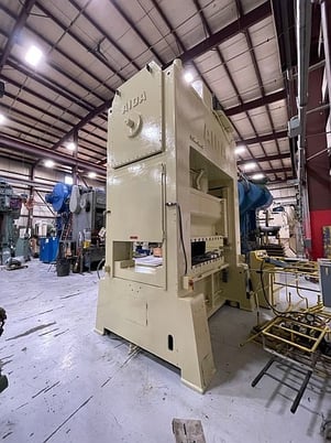 200 Ton, Aida #PDA-20M, 72.8" x39.3" bed, 5.9" stroke, 17.7" Shut Height, 48-120 SPM, 30" window, 1993 - Image 5
