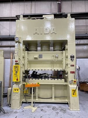 200 Ton, Aida #PDA-20M, 72.8" x39.3" bed, 5.9" stroke, 17.7" Shut Height, 48-120 SPM, 30" window, 1993 - Image 7
