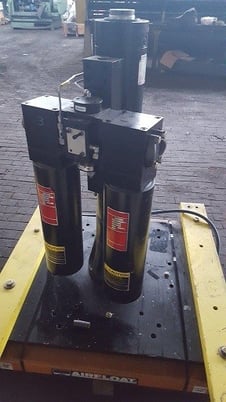 11 KIP MTS #248.05 Hydraulic Actuator - Image 1