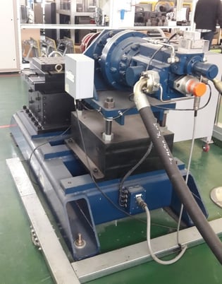 Servotest Axial And Torsional Structural Fatigue Setup - Image 3