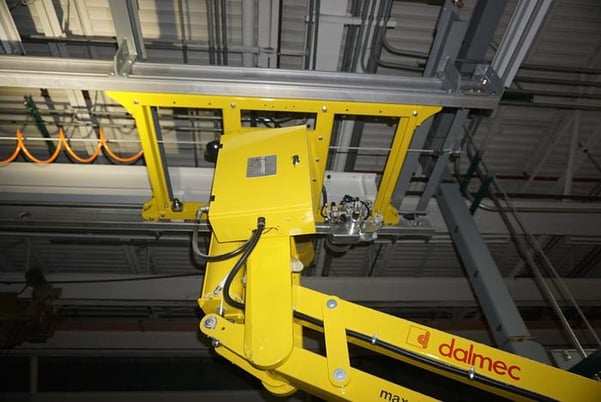 Roll Manipulator, Dalmec, ceiling mounted system, 10' track, 140 lb. load - Image 7