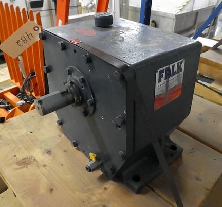 Falk #50FC2S, enclosed gear drive, 4.97 :1 ratio - Image 2