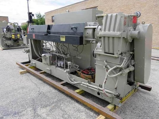 Davis Standard #MV35IN35SR, extruder, 7 zone, electrically heated, water cooled, 1987 - Image 1