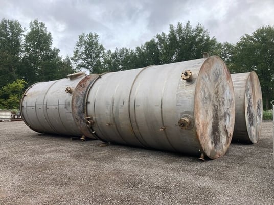 15000 gallon Witherup Fabrication & Erection, vertical Stainless Steel mixing agitated tank, 12' x 18', flat - Image 8