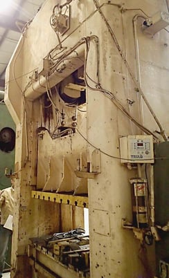 220 Ton, Niagara #S2-220-60-36 Straight Side Press- 36" x 60" Bed, 12" Stroke, 23" Shut - Image 6