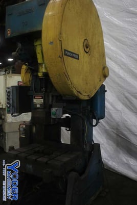 70 Ton, Johnson #70, OBI press, 5" stroke, 17-1/2" Shut Height, air clutch & brake, 7.5 HP, #74096 - Image 5