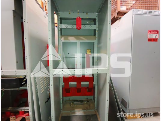 15 KV Sa Gmsg 40k Amps Indoor Switchgear 1200 Amps Breaker Compartment, Lv Compartment, Instrument Compartment - Image 2