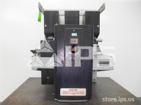 1600 Amps WH Db-50 Eo/do 3p 125 Volts DC Control, 125 Volts DC Close, 125 Volts DC Trip With Bell Alarm Switch - Image 1