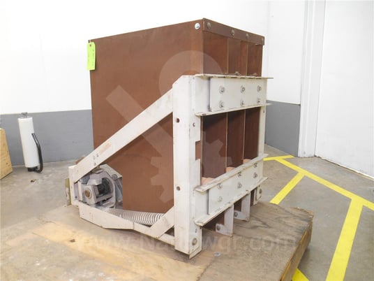 600 Amps GE Se-100s Load Break Interrupter Switch 5.5kv, 40ka, 60 KV Bil - Image 6