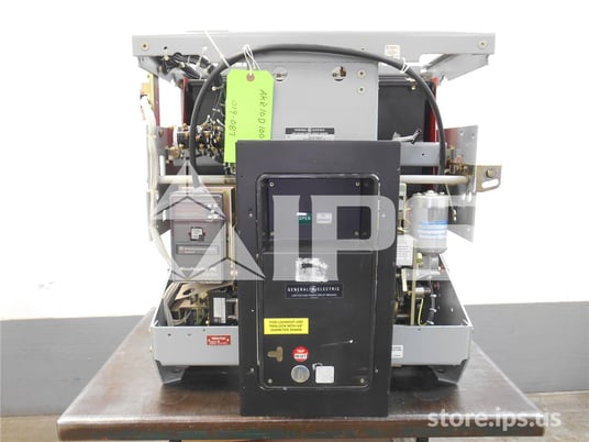 4000 Amps GE Akr-10d-100 Eo/do (akr-_d-100) 120 Volts AC Control, Mvt Pm Lsig, 4000 Amps Ct, 4000 Amps Rp - Image 1
