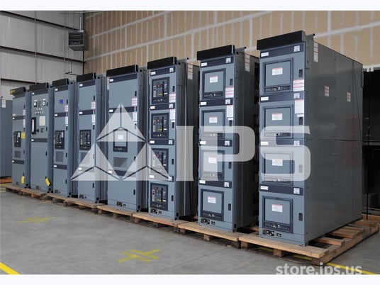 3200 Amps Square D Power Zone 4 Indoor Switchgear Unused Surplus 4-800 Amps Vertical Section, 22 Inch Wide - Image 1