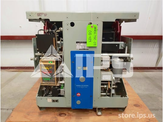 3200 Amps GE Akr-5c-75 Eo/do (akr-_c-75) 120 Volts AC Control, Sst Lsg, 3200 Amps Ct, Bell Alarm With - Image 1