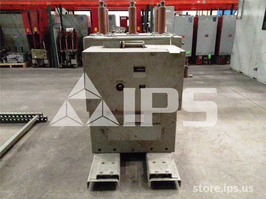 1200 Amps GE Am 13.8-250-2 Ms-13 (am 13.8-250) 125 Volts DC Control - Image 1