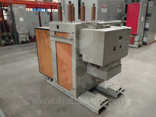 1200 Amps GE Am 13.8-250-2 Ms-13 (am 13.8-250) 125 Volts DC Control - Image 6