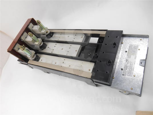 General electric, amc3km, spectra series circuit breaker module 3 phase surplus020-564 - Image 2