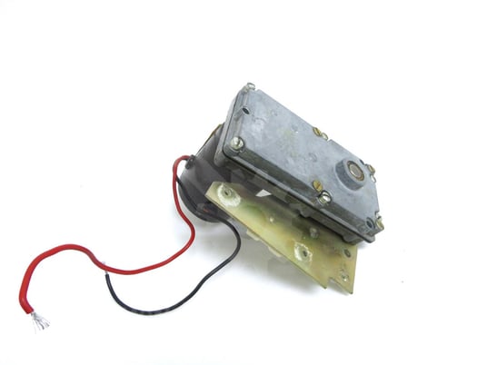 Westinghouse, 1234c13g01, 24-48vdc male drive charge gear motor surplus014-506 - Image 2
