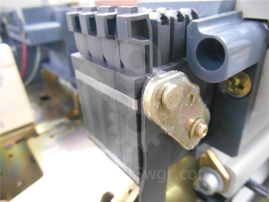 Square d, s48198, of auxiliary switch with actuator arm 4 form c surplus012-943 - Image 4