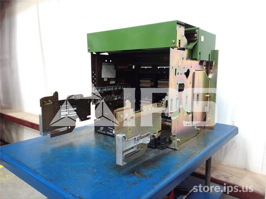 1600 Amps Square D Merlin Gerin Drawout Substructure For Masterpact Mc / Mp, H1 / H2 / Hi / L1, Manually Or - Image 4