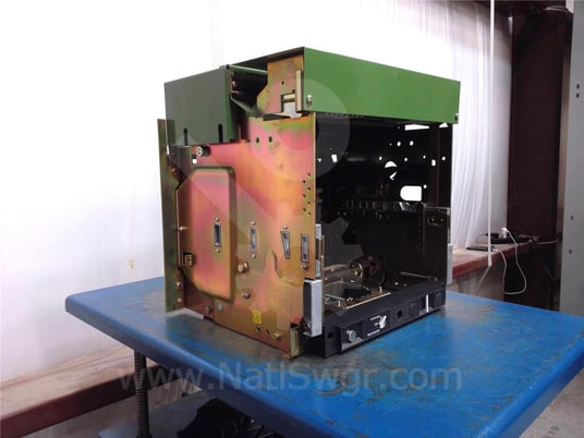 1600 Amps Square D Merlin Gerin Drawout Substructure For Masterpact Mc / Mp, H1 / H2 / Hi / L1, Manually Or - Image 9