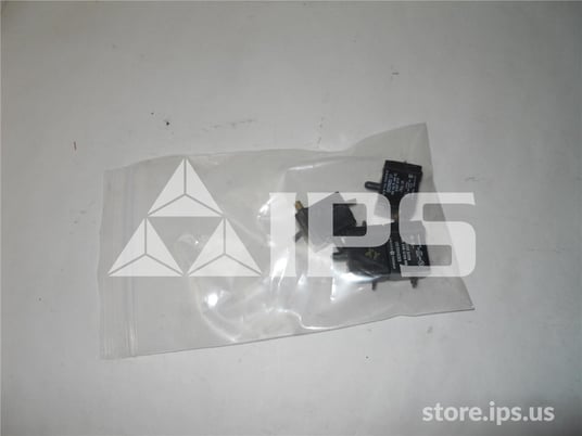GE Contact Block Switch Nc For Magne-blast With Ml-13 Mechanism - Image 2